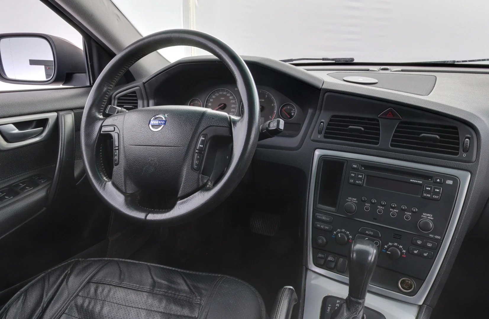 Car Image - 3LC0LFSCbQuk6VWih4UeqN
