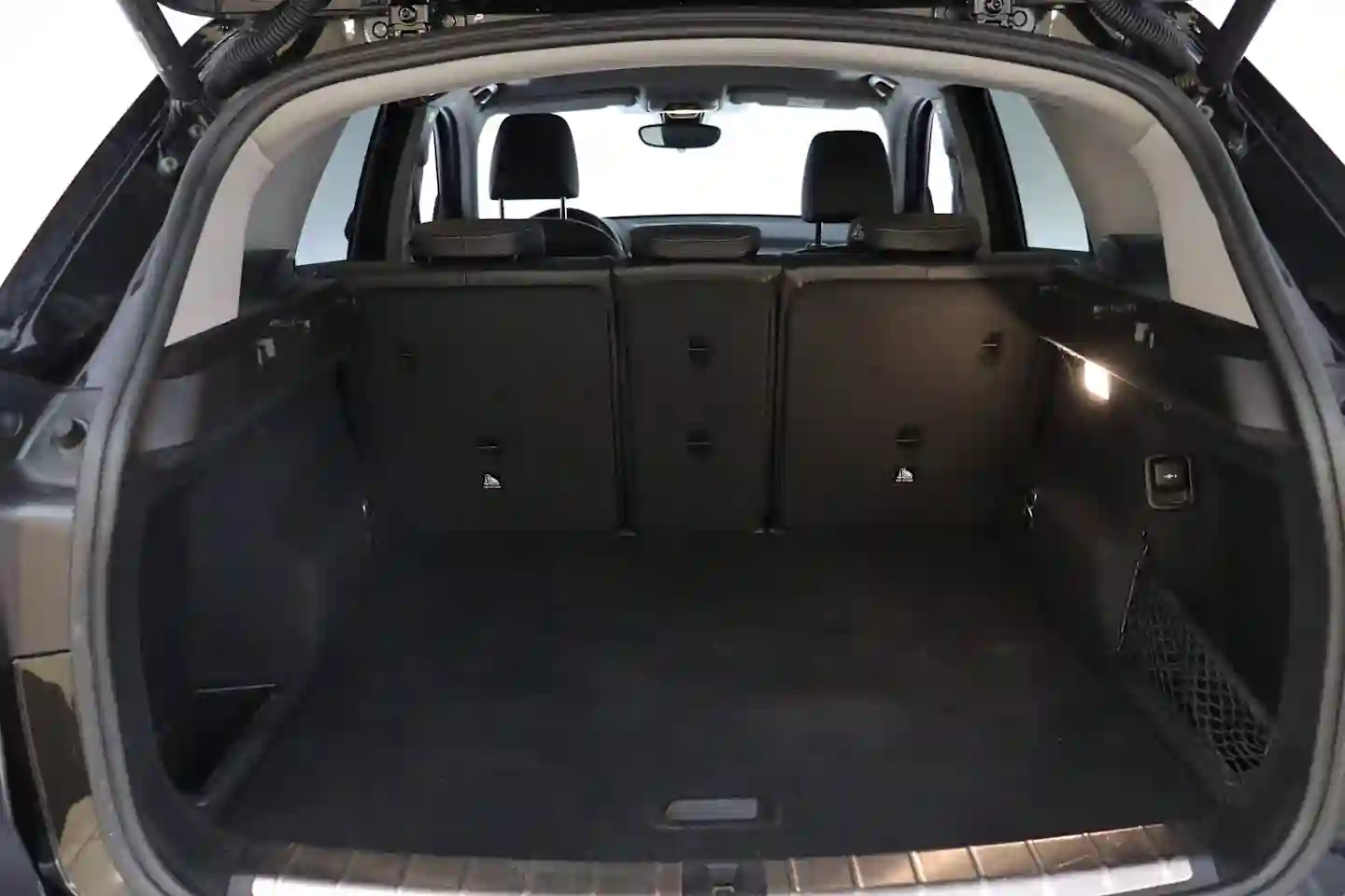 Car Image - 5J8jcLk5Bola4r3aRNRkaw