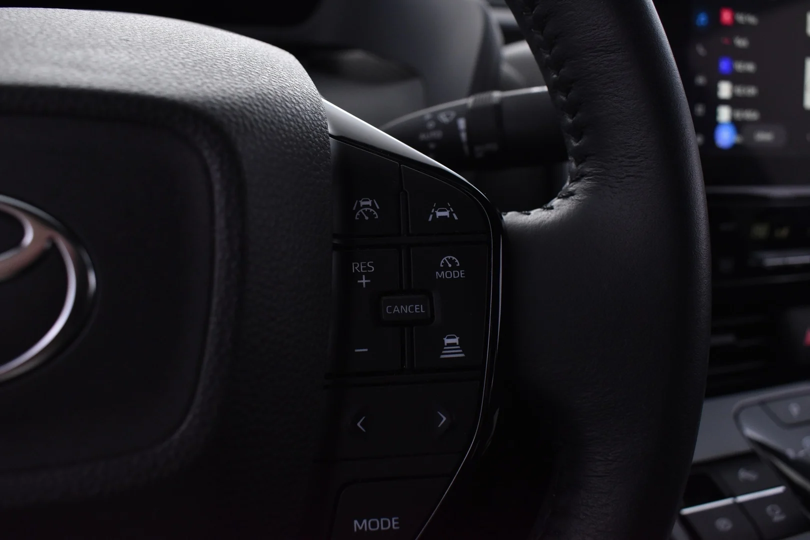 Car Image - 5lMFKIPX3T0vr0YfNatS8X