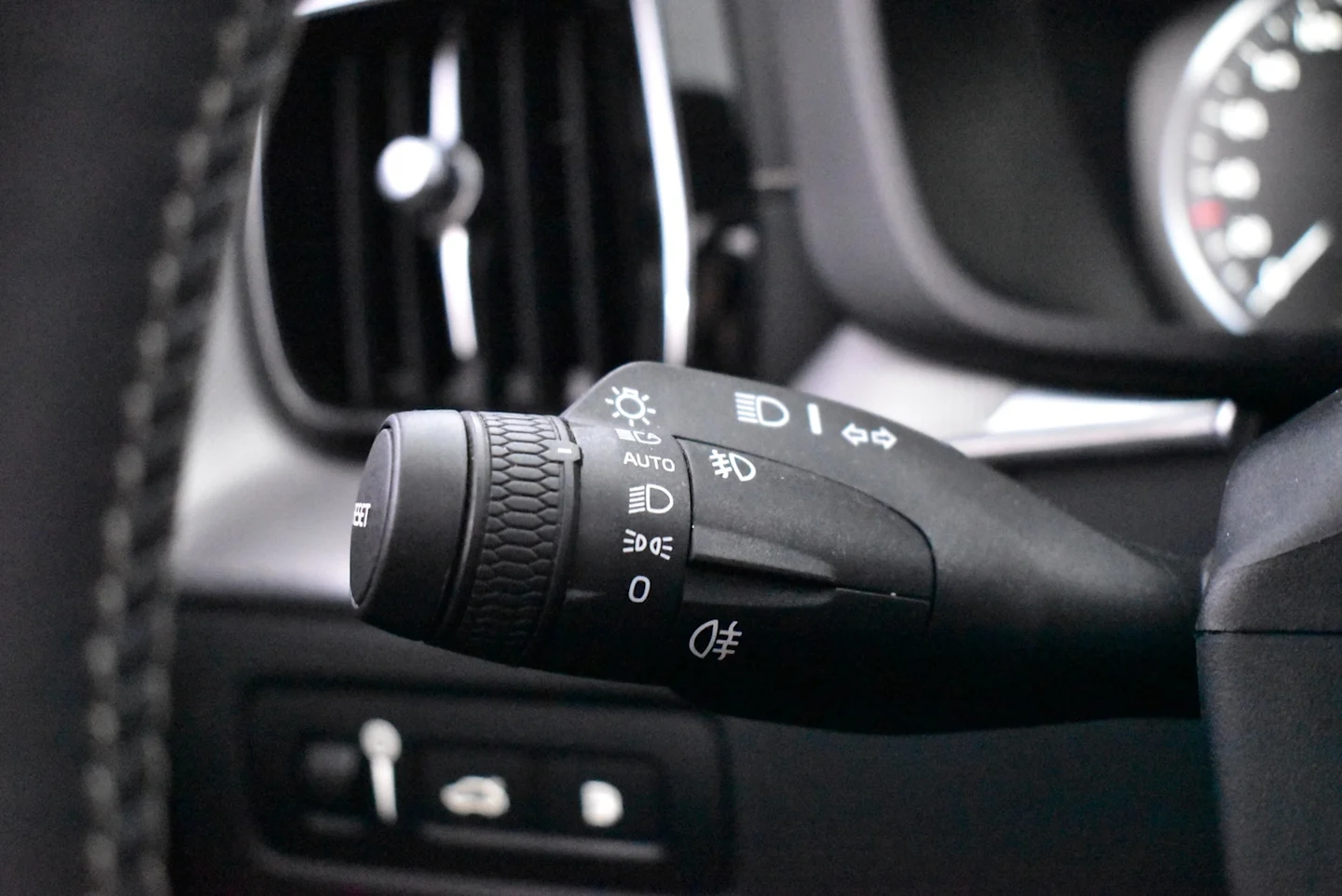 Car Image - 7FLGHfL5KuT5KIyzwWPlTt