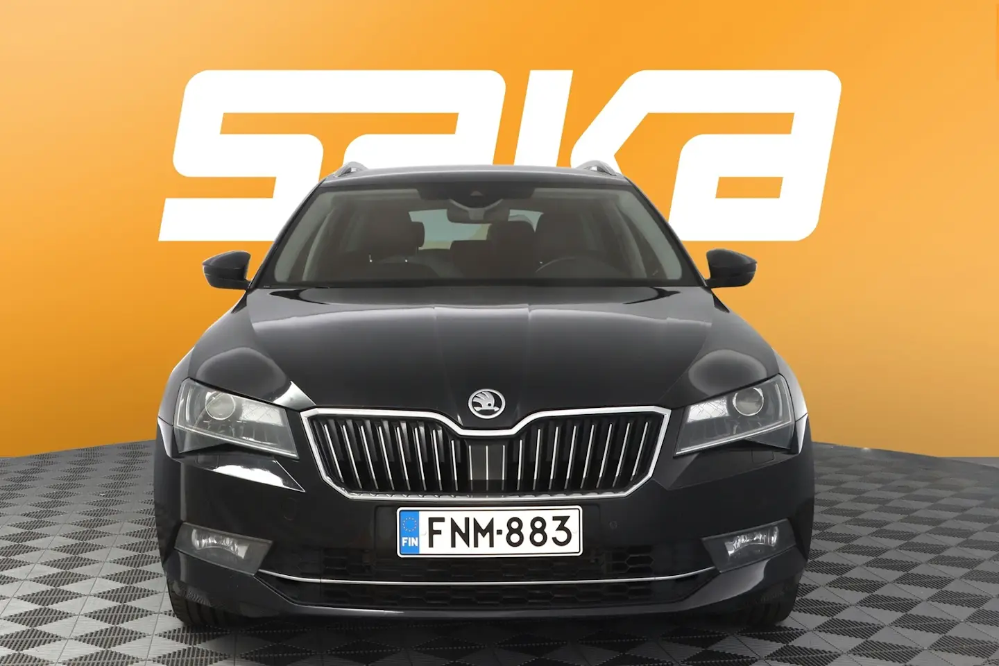 Car Image - 3rhj9ttfv7XUEbrP2QINiC