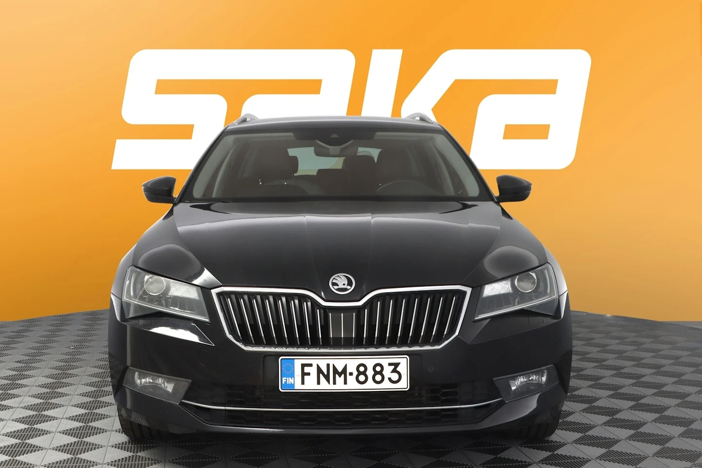 Car Image - 3rhj9ttfv7XUEbrP2QINiC