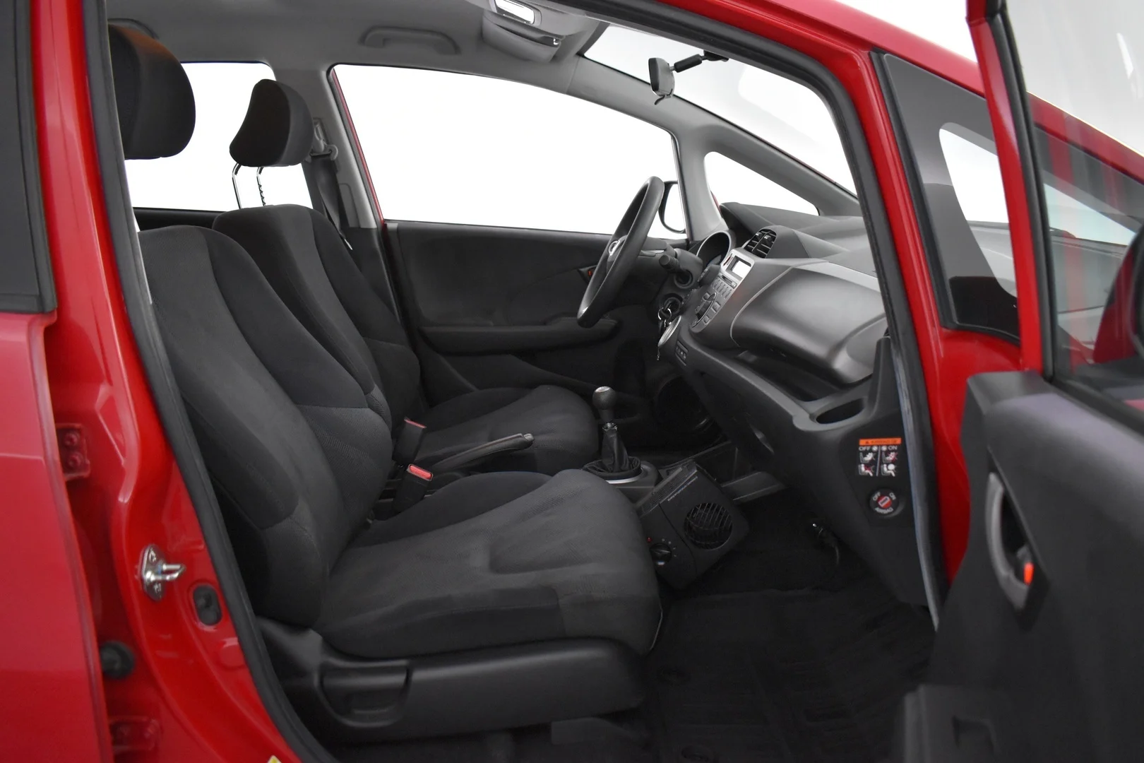 Car Image - 0Ffks8atO1uWxvlYrbZ8I