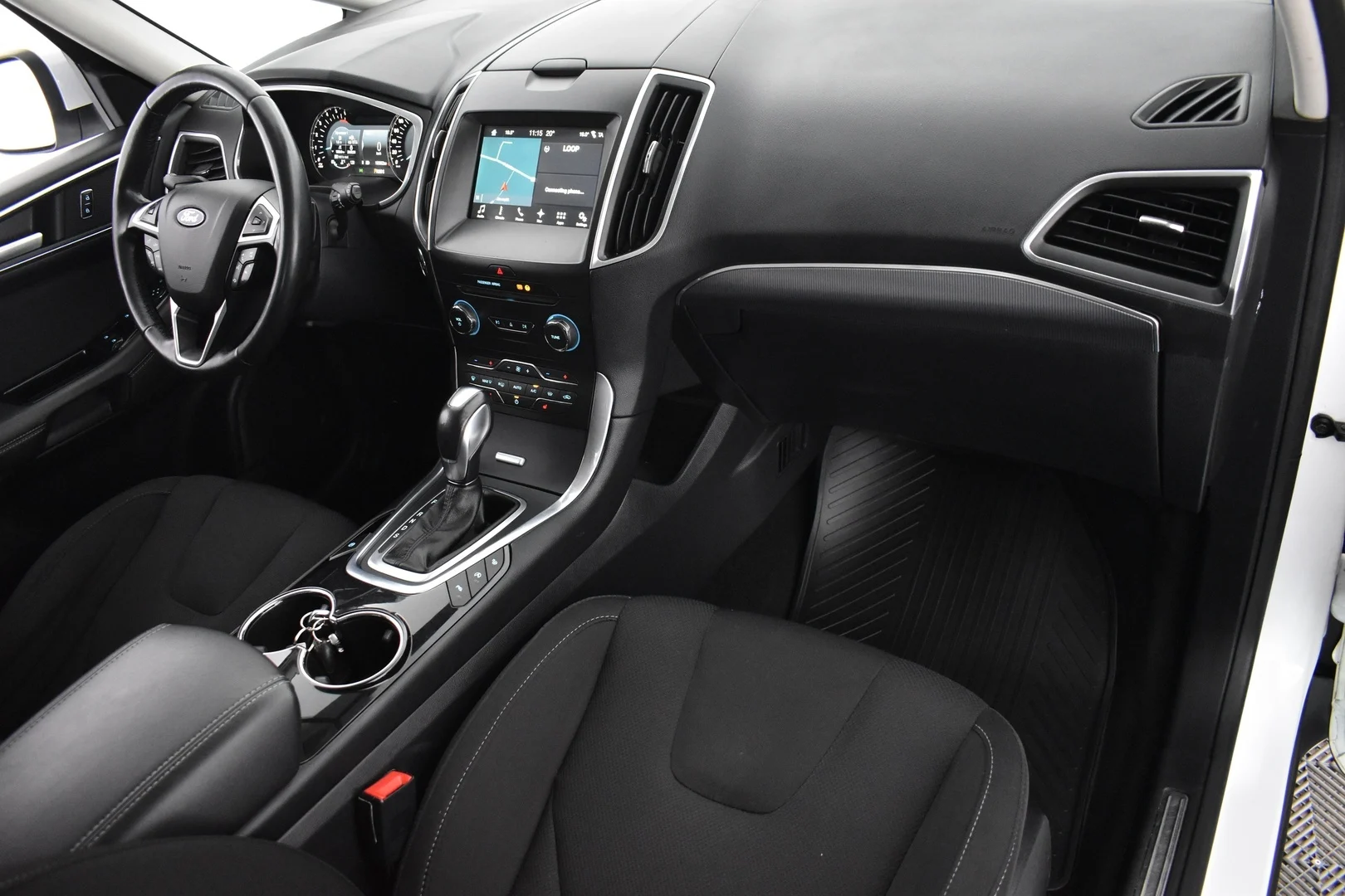 Car Image - bAo5caeL3b3eIEMPE7T9V