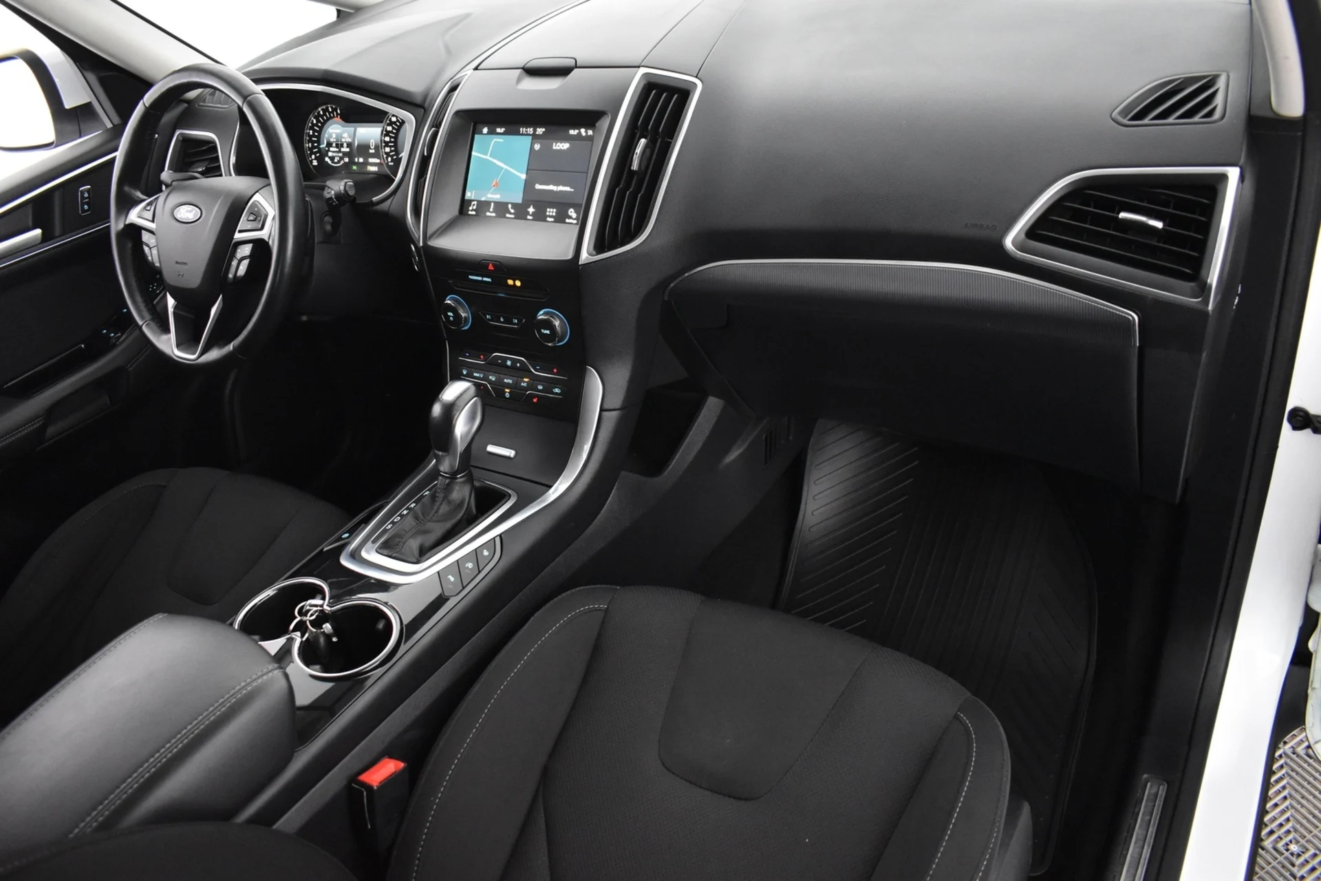 Car Image - bAo5caeL3b3eIEMPE7T9V