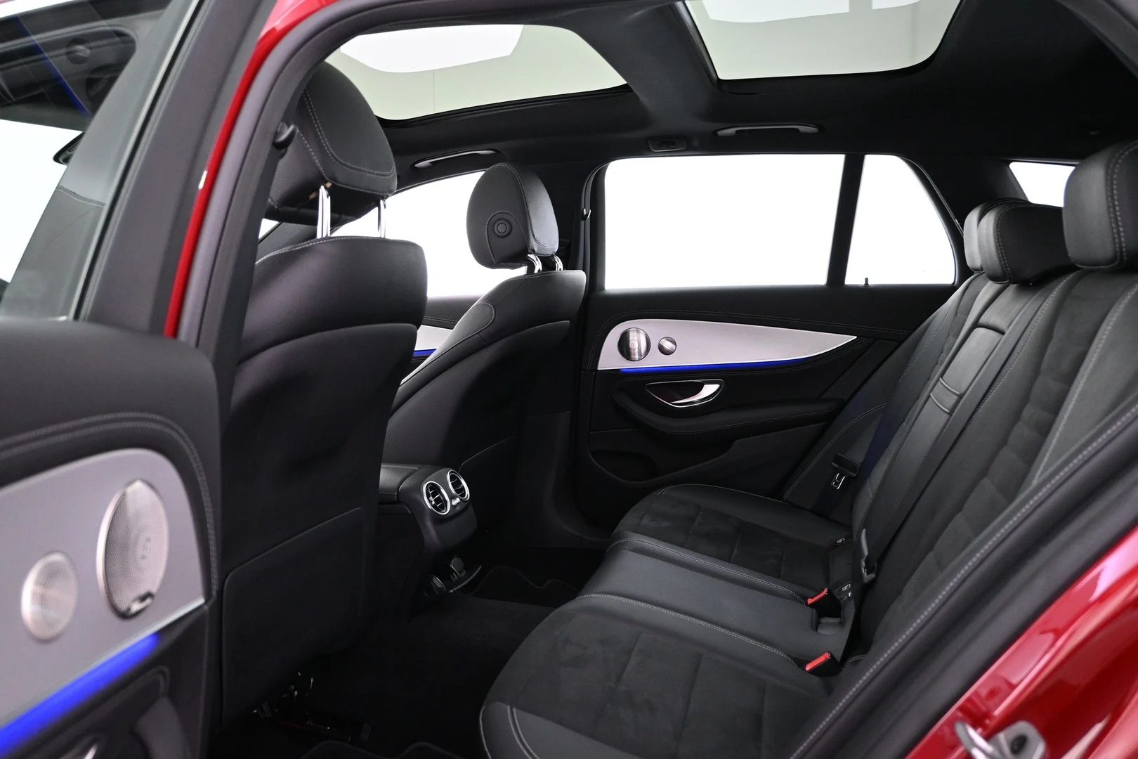 Car Image - 2kVeqoK8PBI7q3aY9zeBED