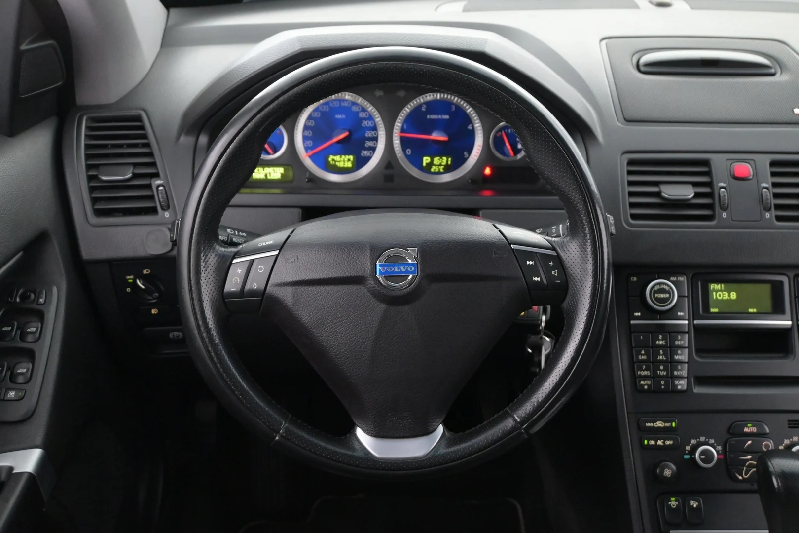 Car Image - 3cKmaQrdkvNbWYGWQN3mol