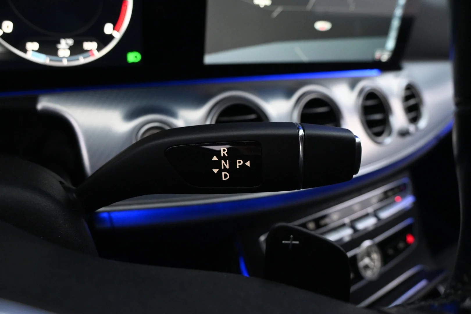 Car Image - e4D1byhqctysAf8PQATed