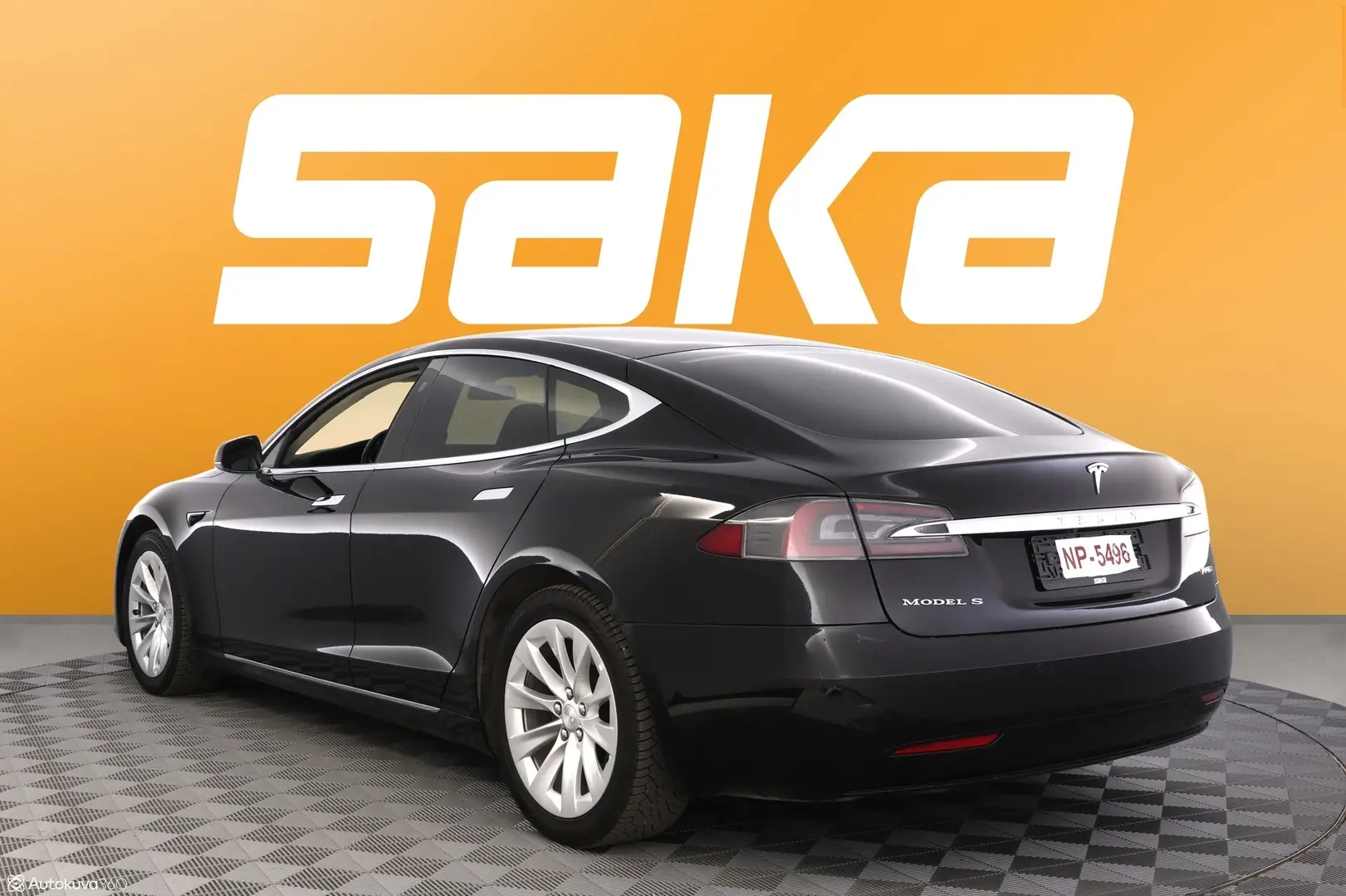 Car Image - 7v5E37ez4iaST2zpj2sleO