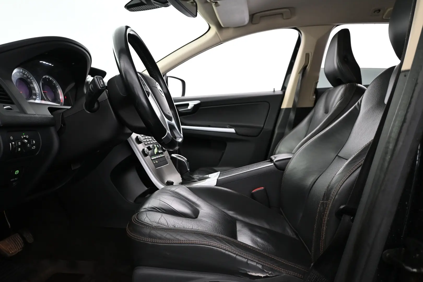 Car Image - 5Ry3t6r1UrY3KemnlH8xTw