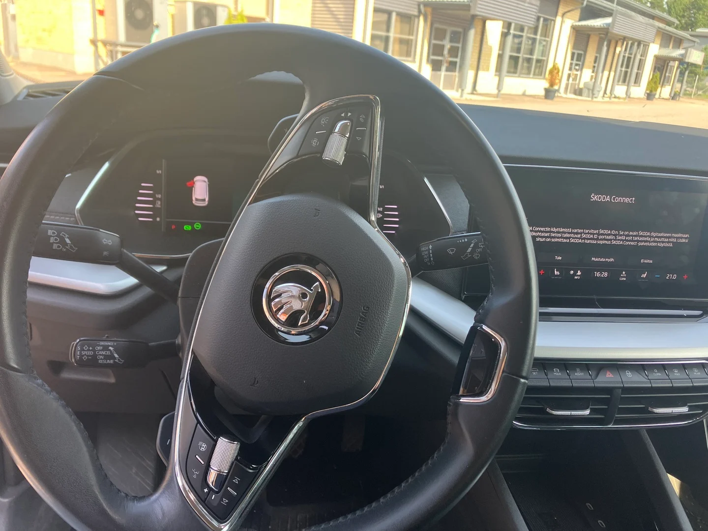 Car Image - 60sDBNhmfen0gk4TfDIjvY