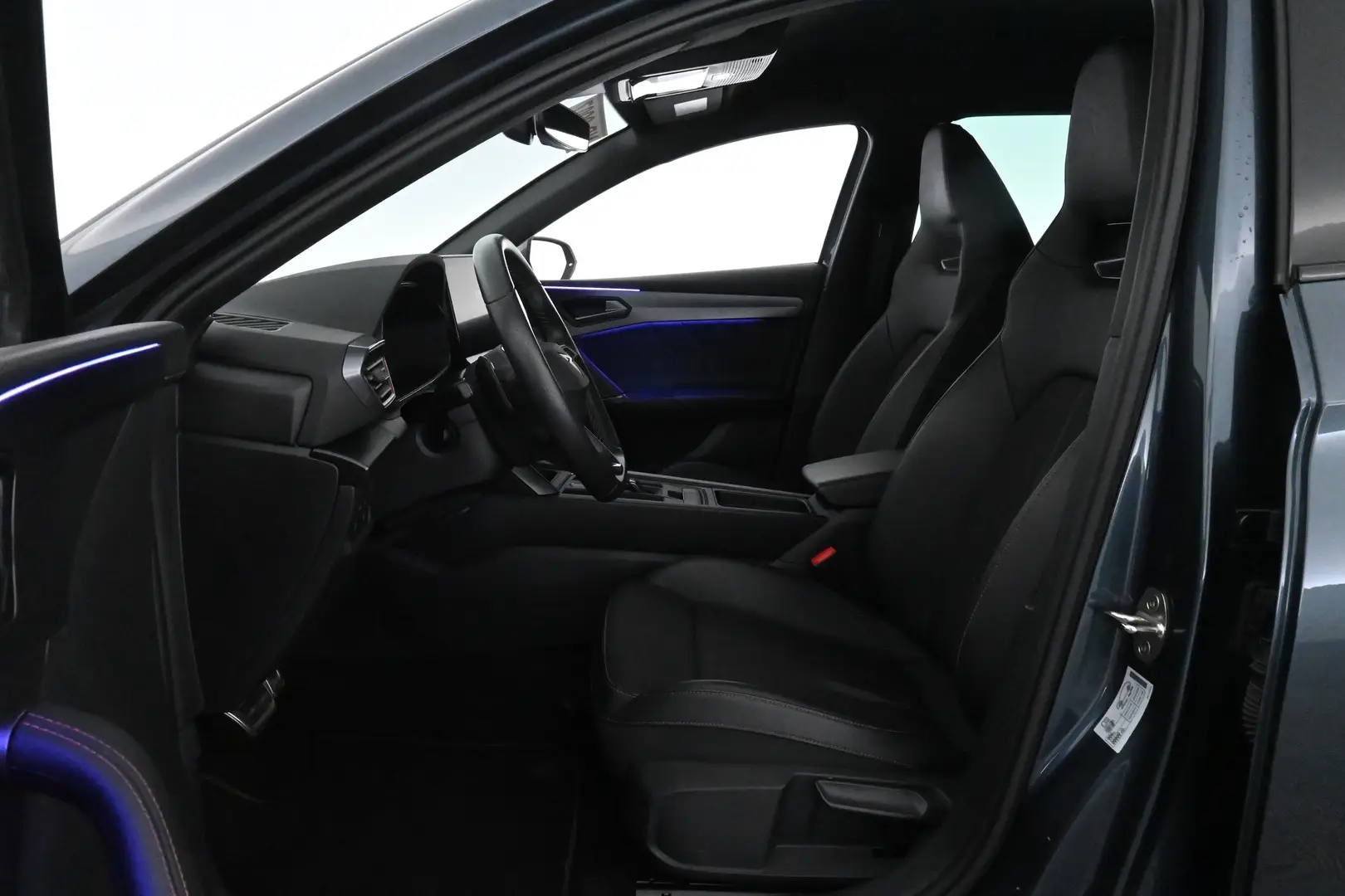 Car Image - 6OHqxYmkypy1IP598OEyLu