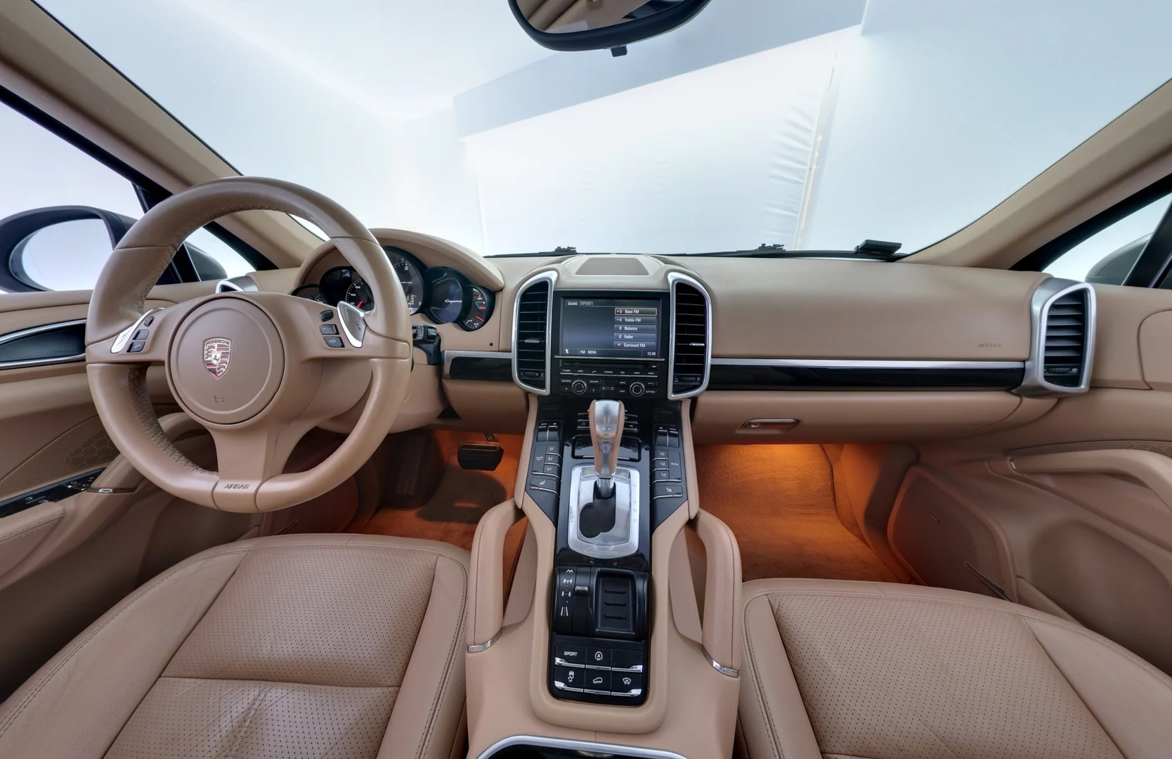 Car Image - 1qlTHlC984yTLIhuWF6bIl