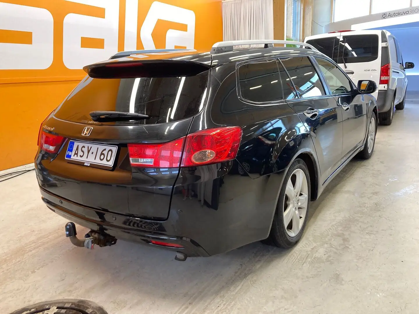 Car Image - 3AVPjGL5Y2rgipU4YsyaXO