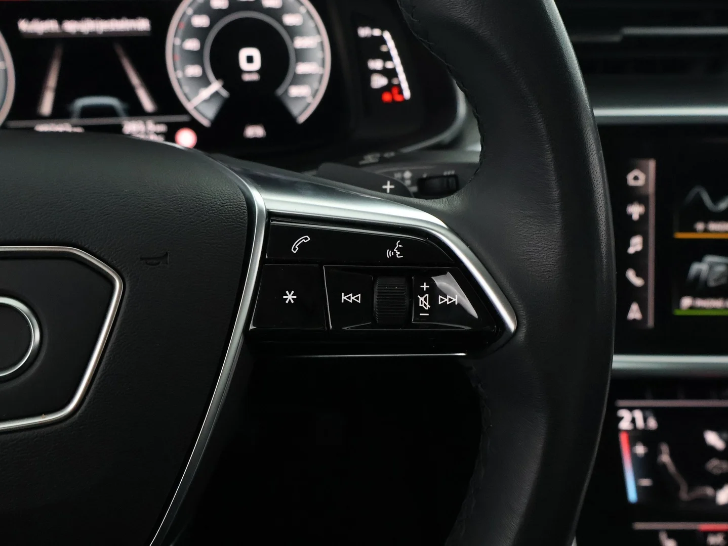 Car Image - 3xzIxFtcVHdUqZOpXLaoxO