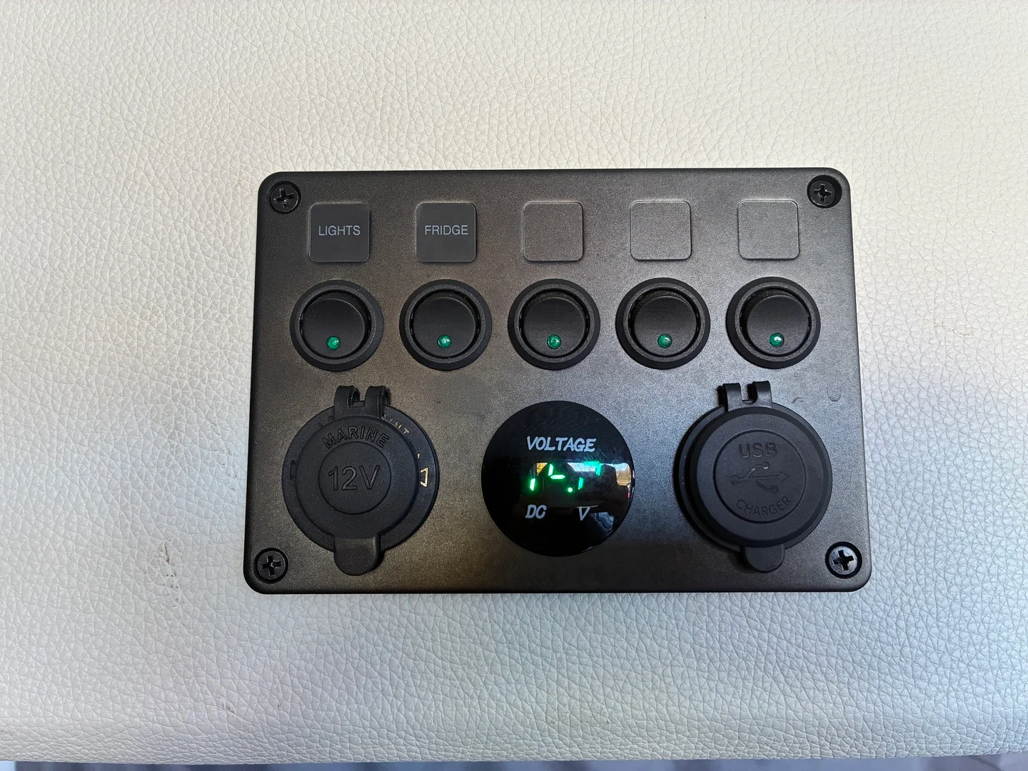 Car Image - 3QtaXtrRd1uXwTzH8Yd36F