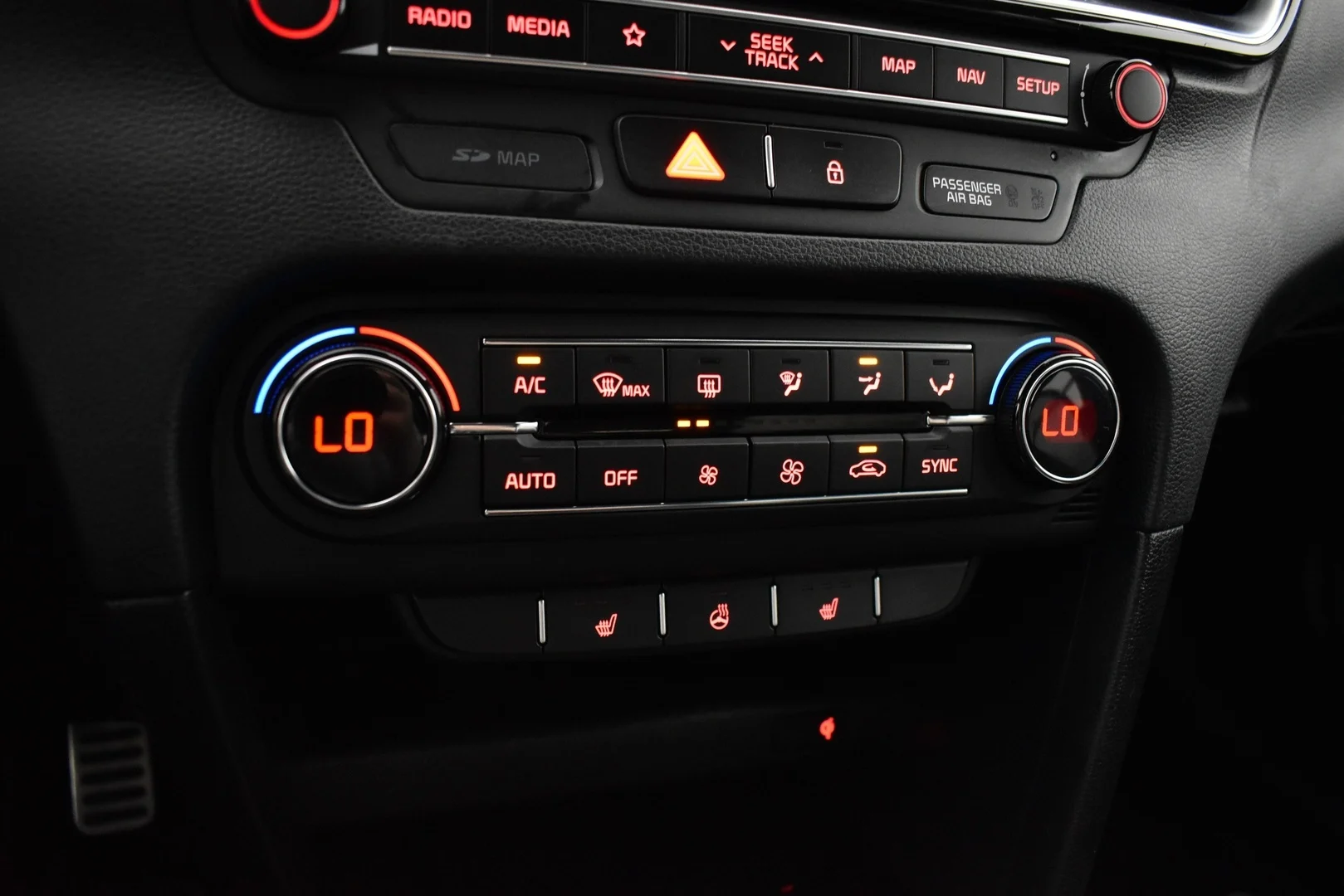 Car Image - 6NX3I23mpQhdqAxmDGZZxG