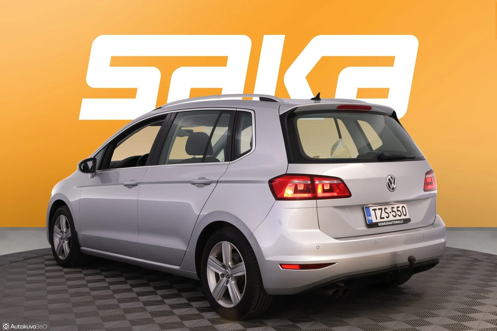 Car Image - 1Q7SWsKtUFw0lKjwgz7W6V