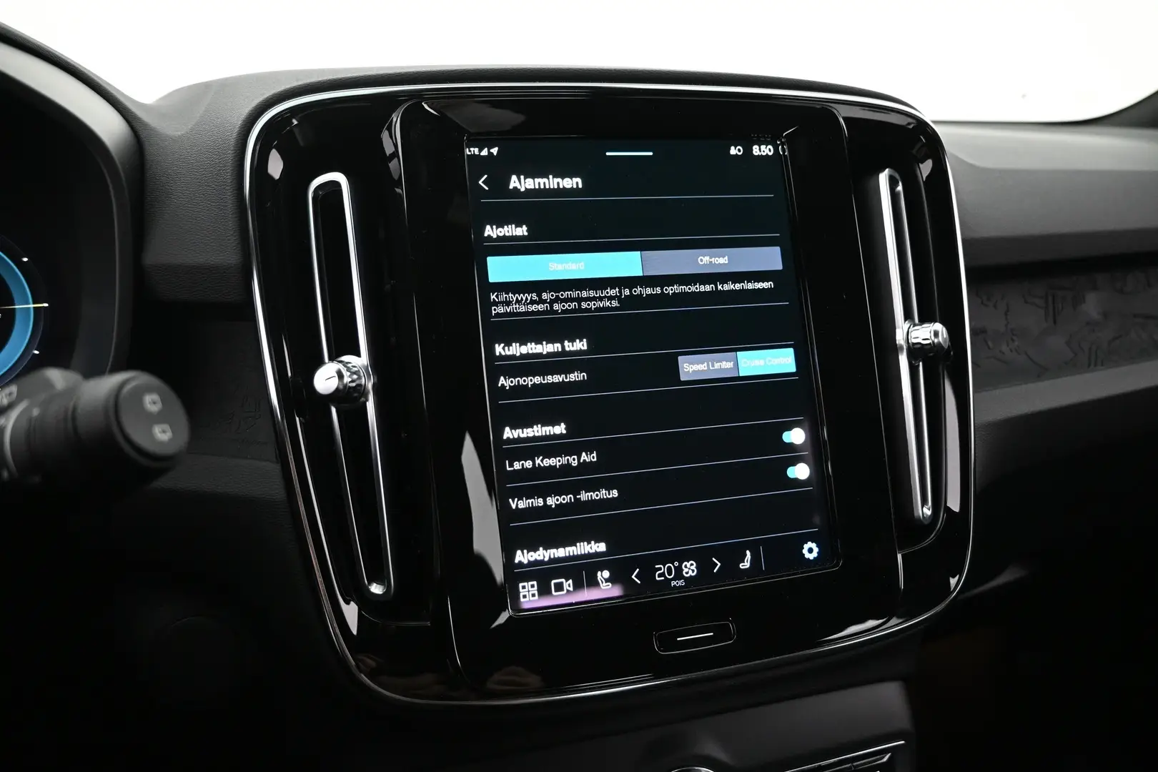 Car Image - ncwLnNZfywKt8mJWmnkgz
