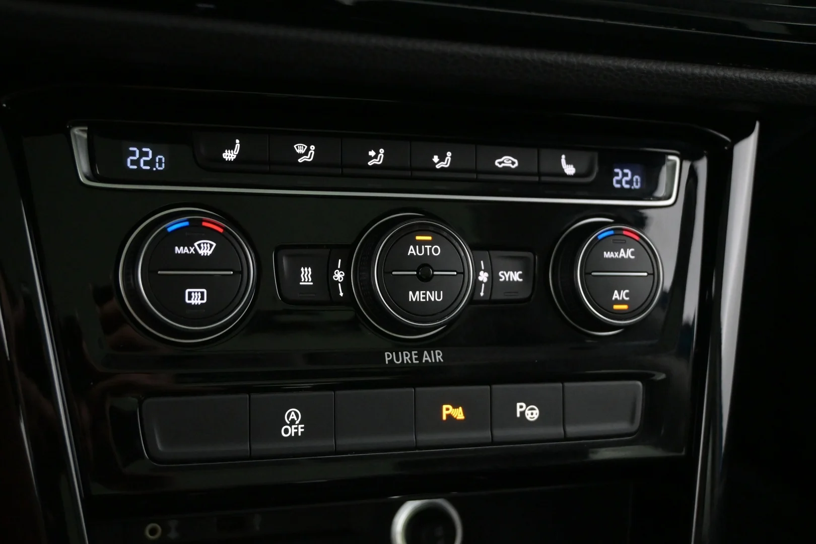 Car Image - 6faGwAkuTQ6lRWi4n9ZjqE