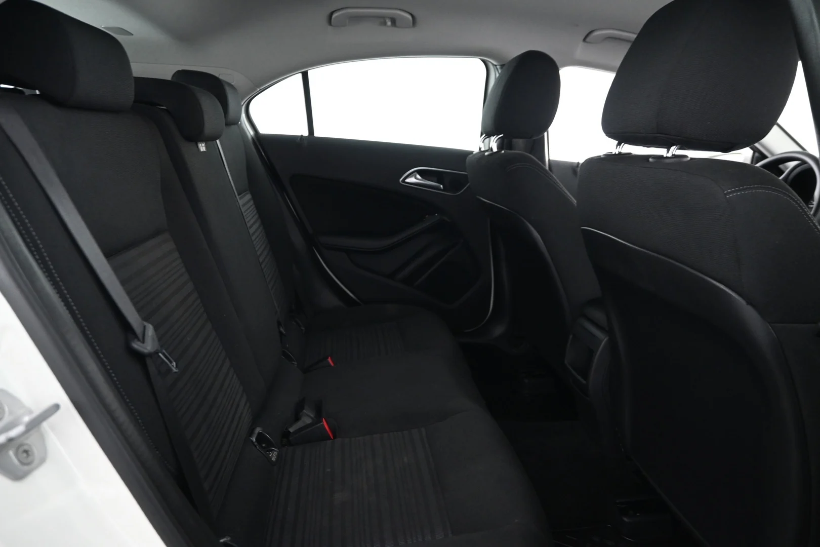 Car Image - 6sUW58ce6ZmVLdmC9N7XjK