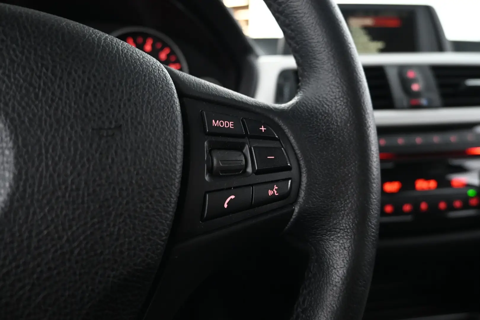 Car Image - 2nuCzqbDyf6WphJR4p8GSh