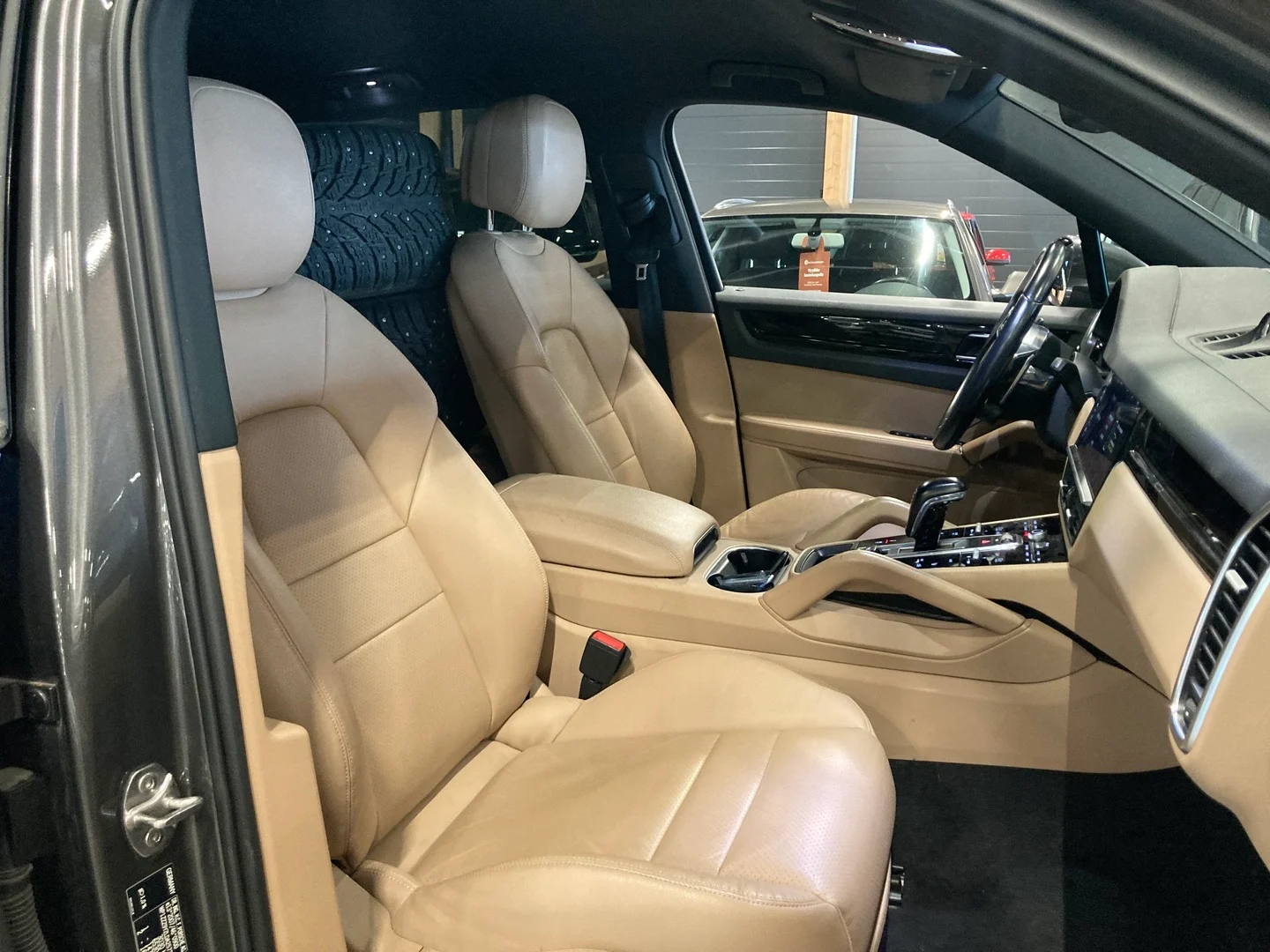 Car Image - 3MQpNmj72CbNalB1kNFjiS