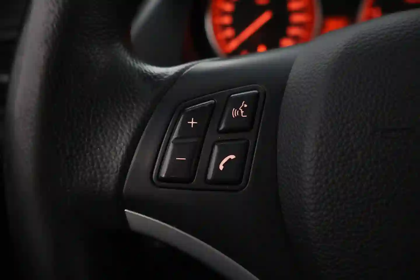 Car Image - 1xCG60pM0H2XI4LnMPjCCu