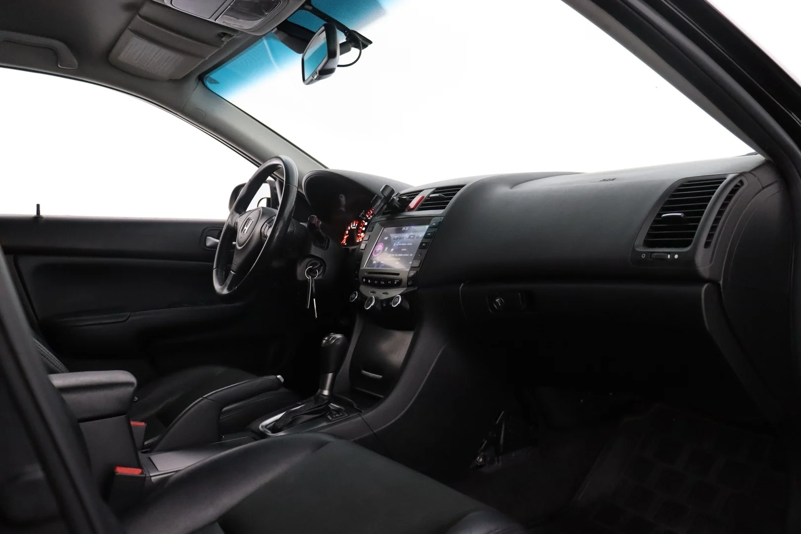 Car Image - 4ie7yxngo4NanXQJNgybjb