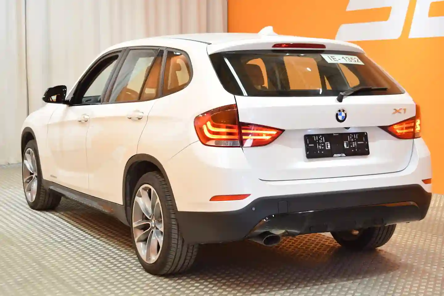 Car Image - xQtD4Z5BuJfAoDk54j3oY