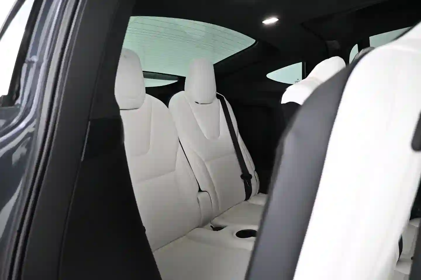 Car Image - 6wgkmkXncPQ3AyYF47vQZf