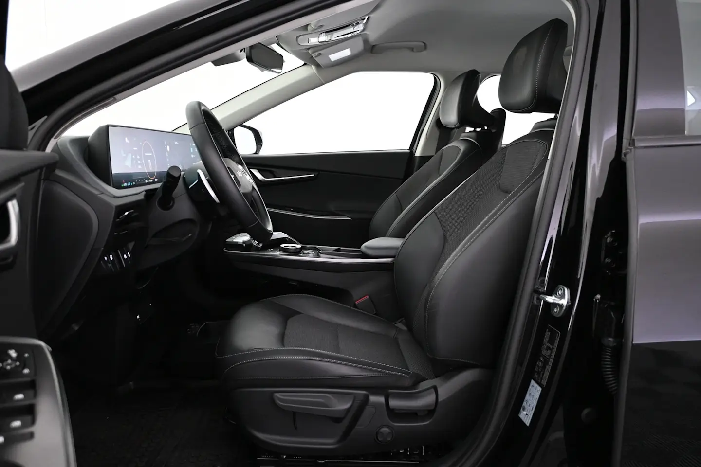 Car Image - 70owuofa0UYh8tYCeb9Z1G