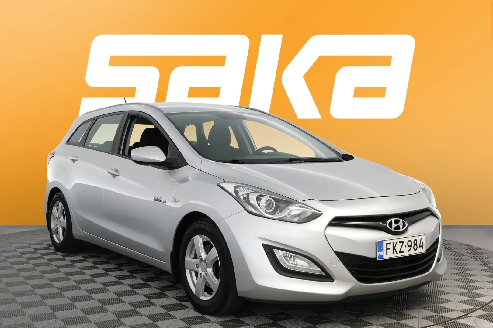 Car Image - 74uA31mwC69ItRJSgbyE29
