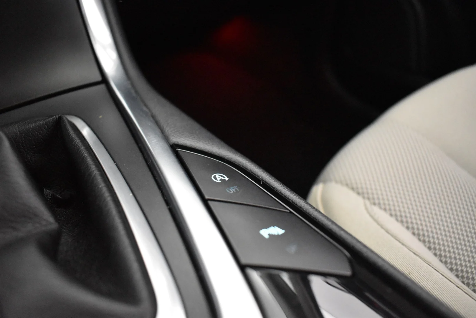 Car Image - 3mM3qLM4ar0ttZ15BgMBwk