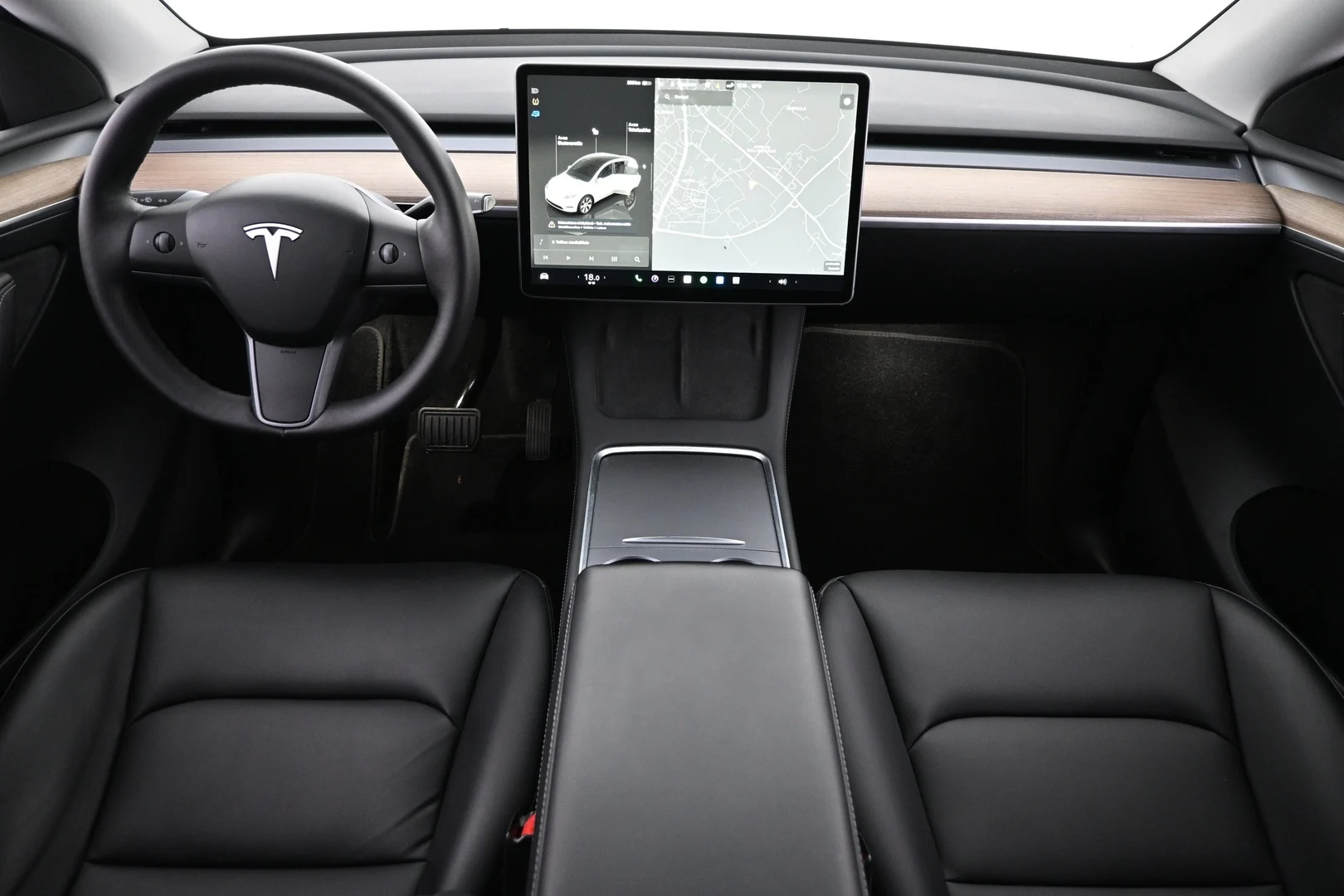 Car Image - 1L9LTzufGVtiS41ztpnYc1