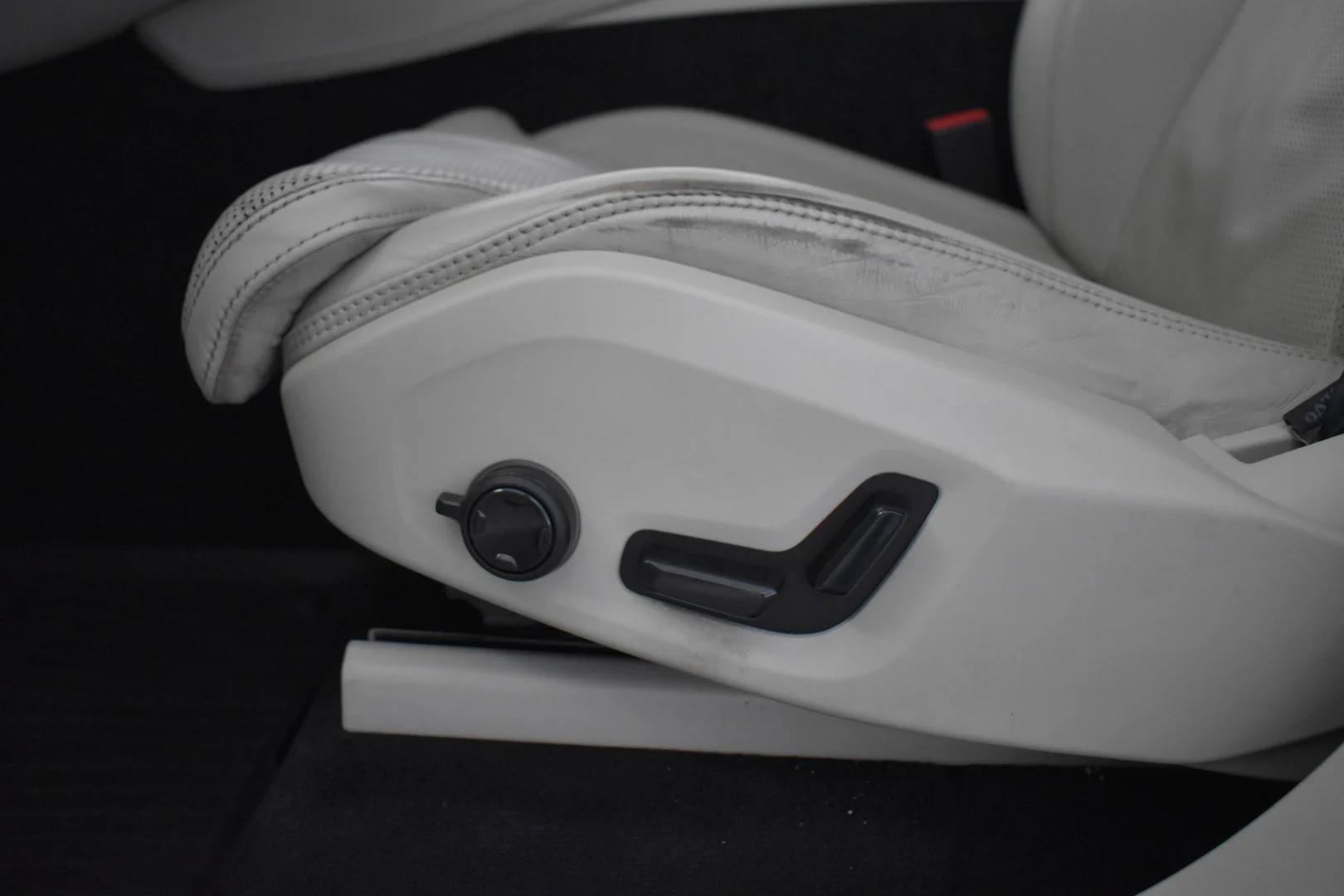 Car Image - 6lDUVlJkRfNjHZC1cp2RIk