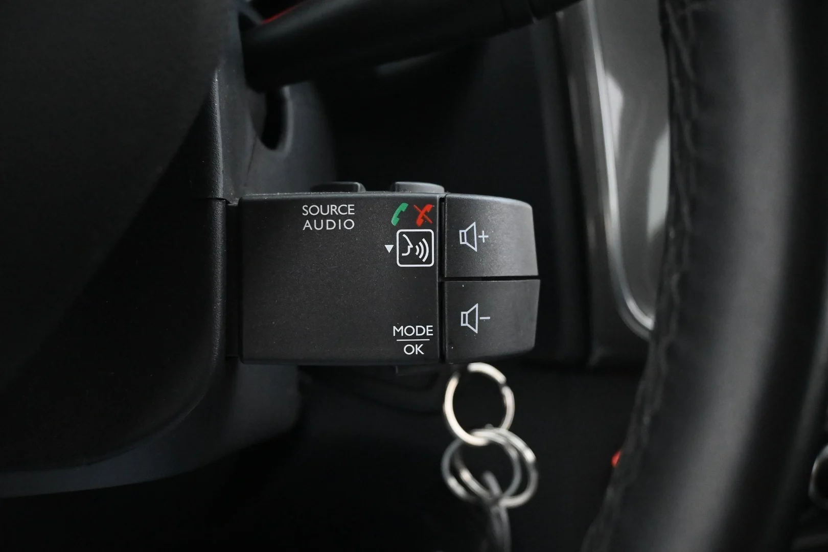 Car Image - 726ecYVQSsBqvZOjv7vS2J