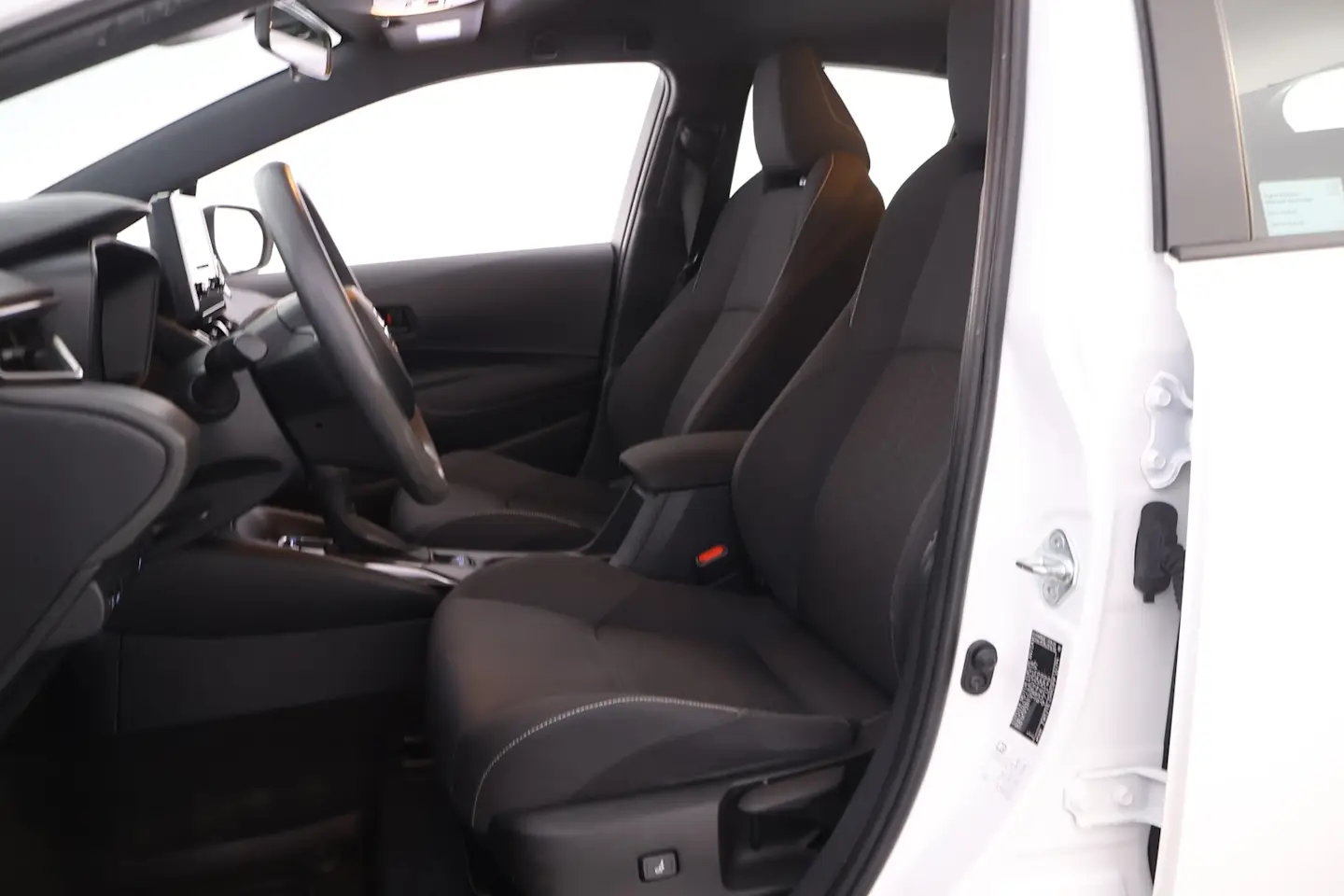 Car Image - 6VqthsnHtHyeQfHxWpdctt