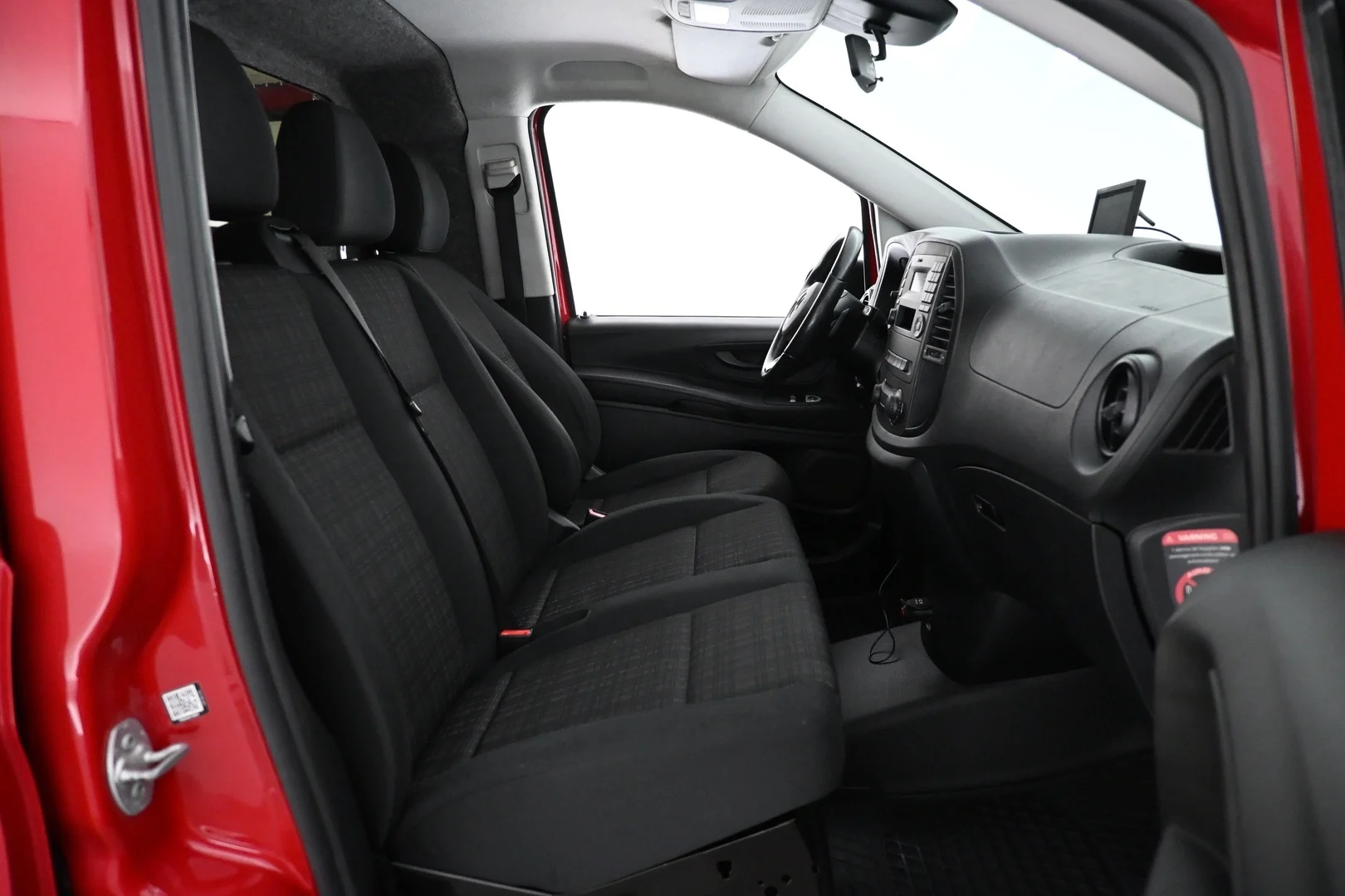 Car Image - 7pL2fN7LFrhUv7u9UygVdK