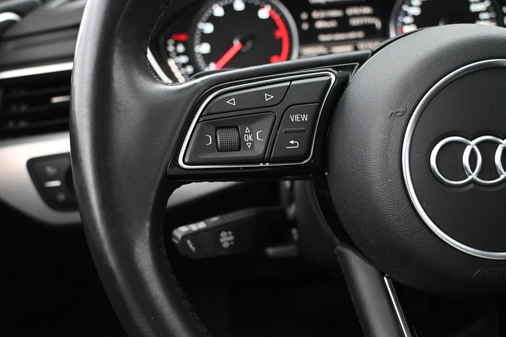 Car Image - 63aQjL39zCc7r7GE8A6l1b