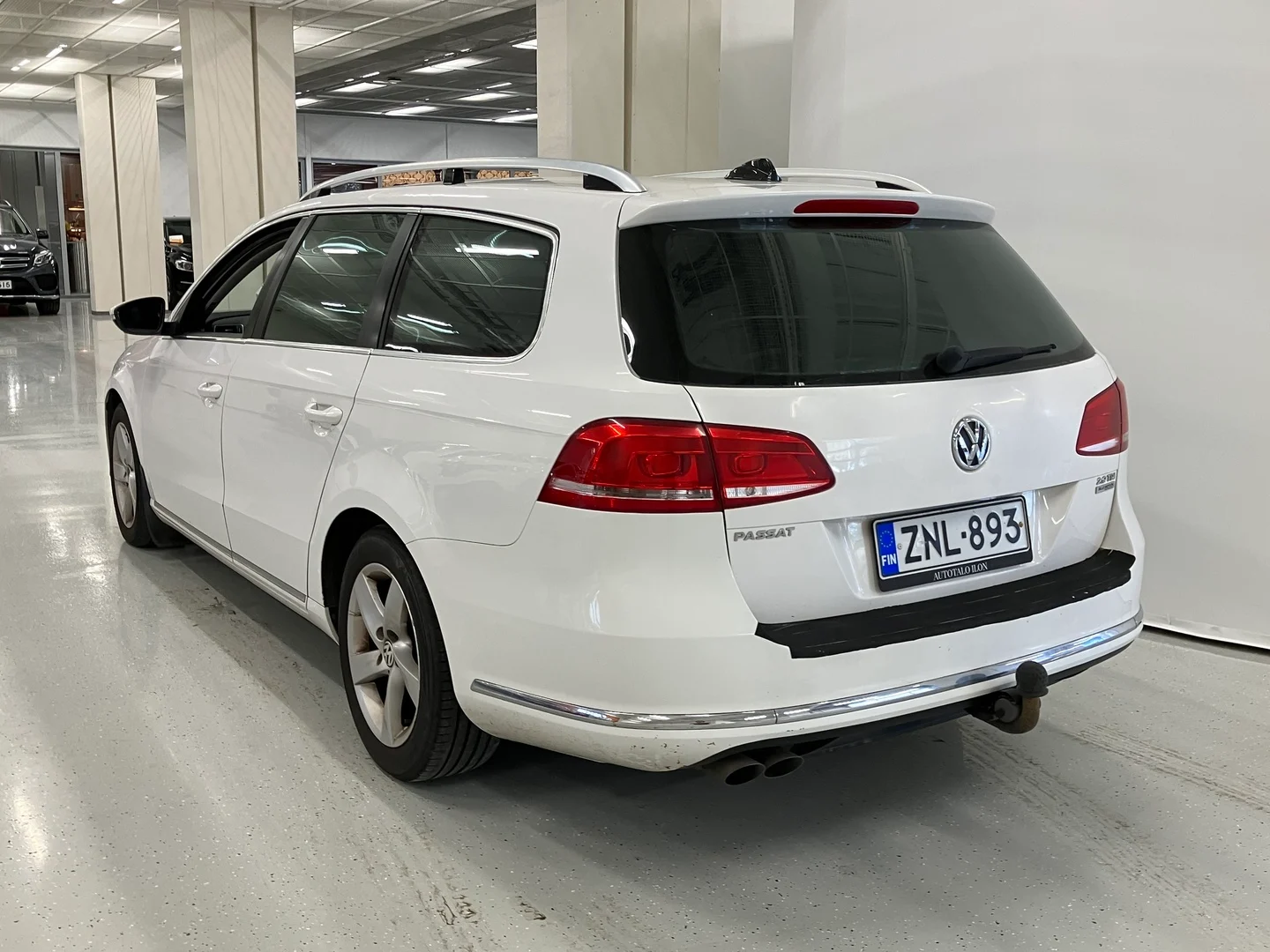 Car Image - 2dBvQjay7jjB122nyeob1u