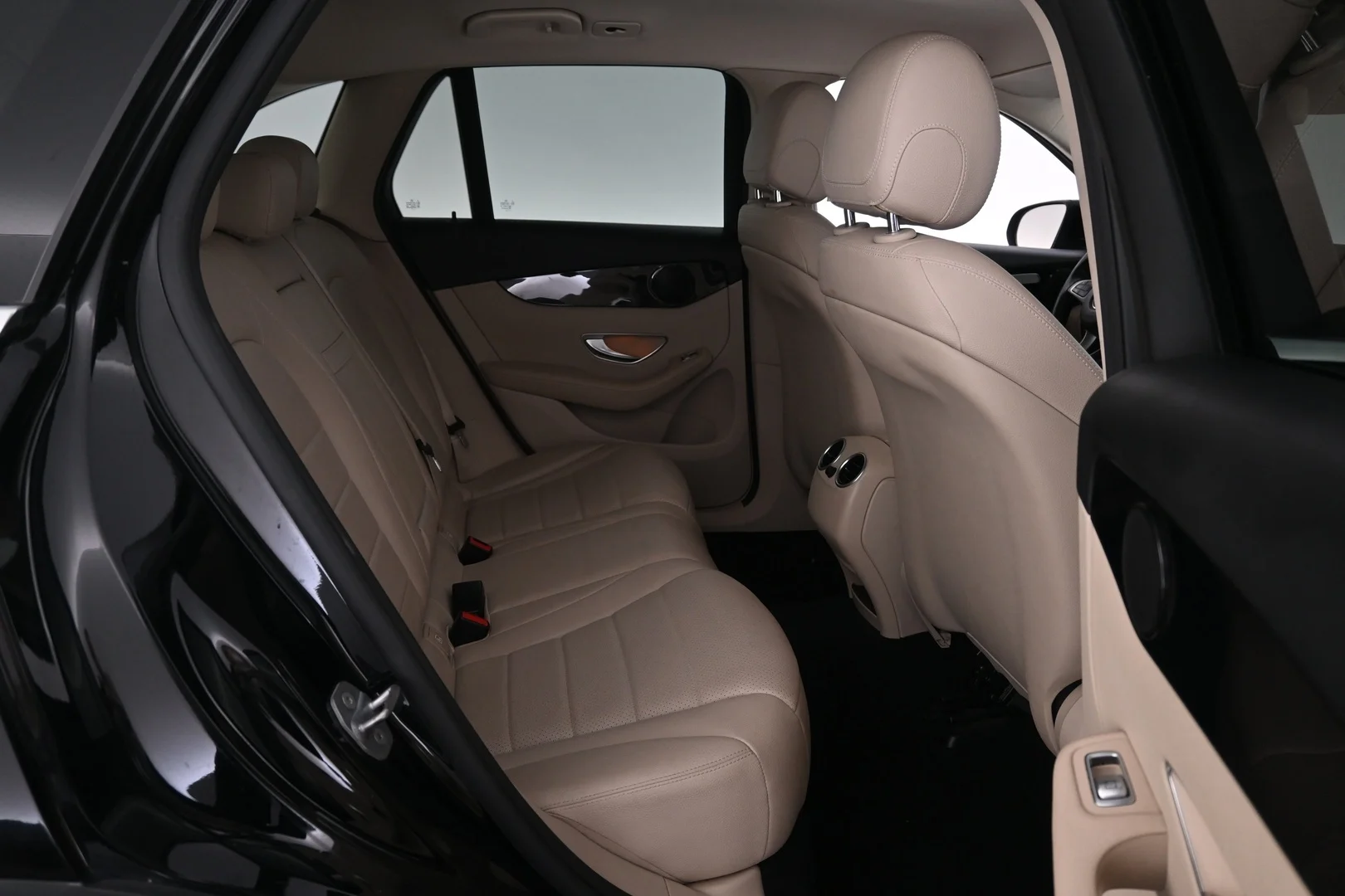 Car Image - 4yxdYNvVBIlNGoBeuJRYWy