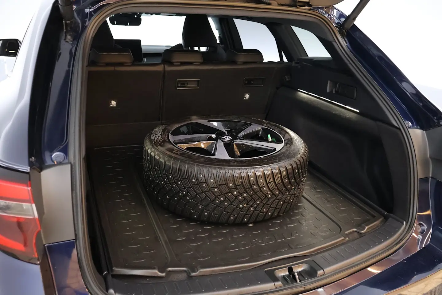 Car Image - 6lbD95LBQqbn6p4tJ4aR2x