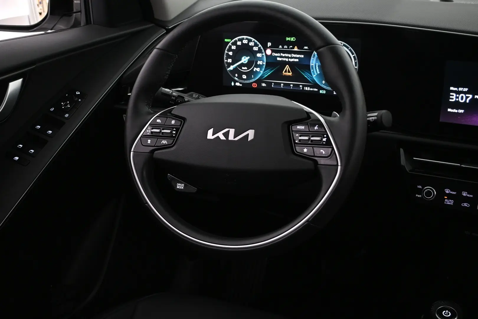Car Image - 79NzBLCasWqD3ZfXfNrNQM