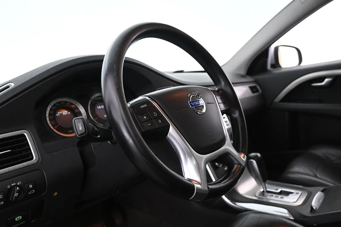 Car Image - 6LnBk2wwJi3h2B0fNVPmkj
