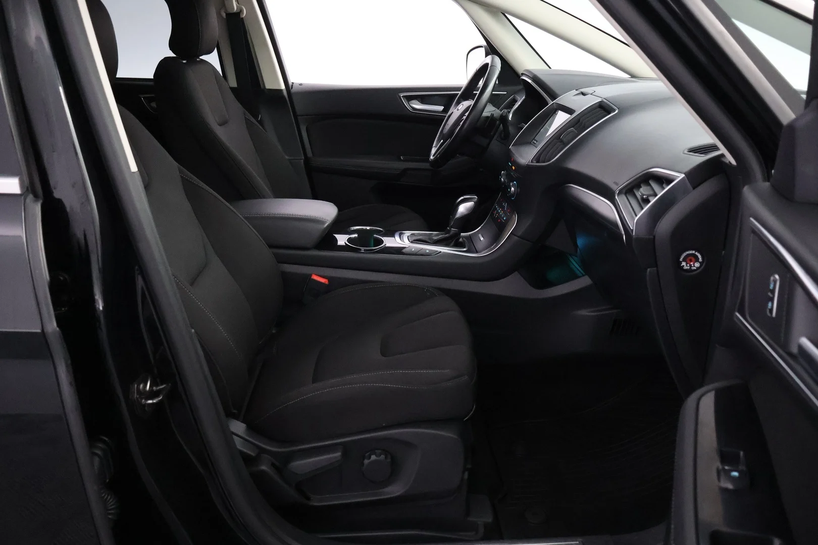 Car Image - 7DyZQlF23VlYnXG1WW6WCt