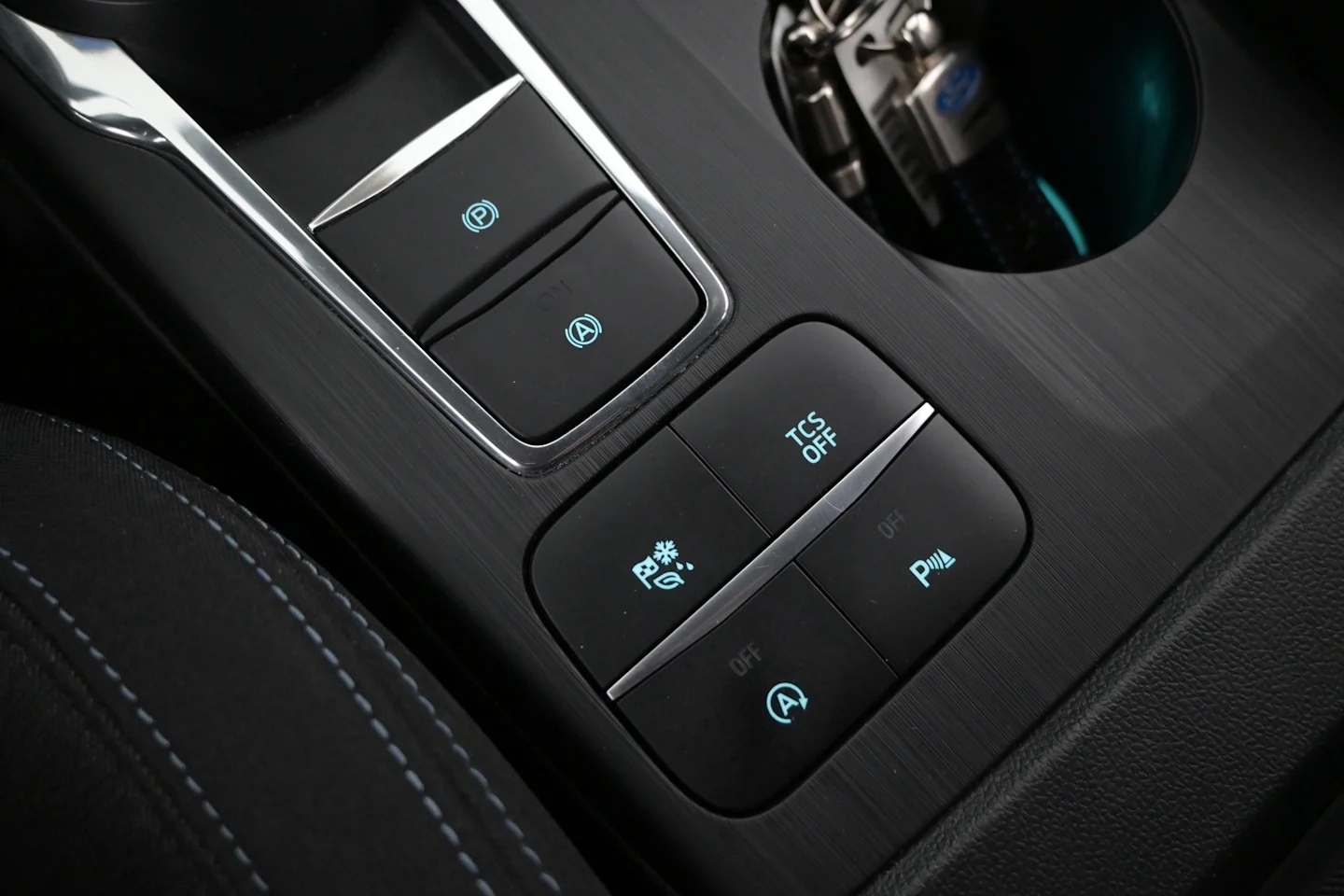 Car Image - 2CvCS2wbScC4PDi1JVhzZT