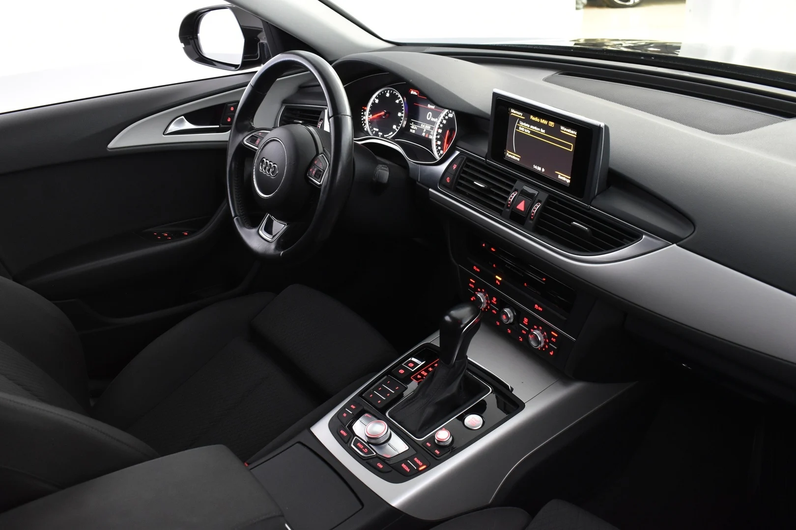 Car Image - 5IdAjg5GYK5lB1rZqtx7MH