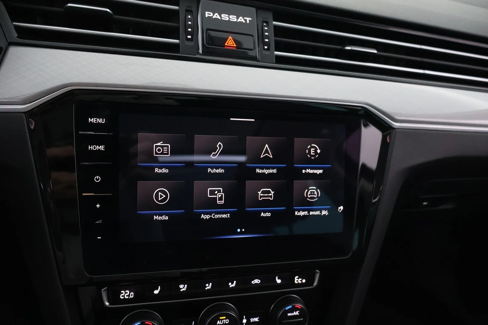 Car Image - W8VJwihnkg52nay5dYEd9