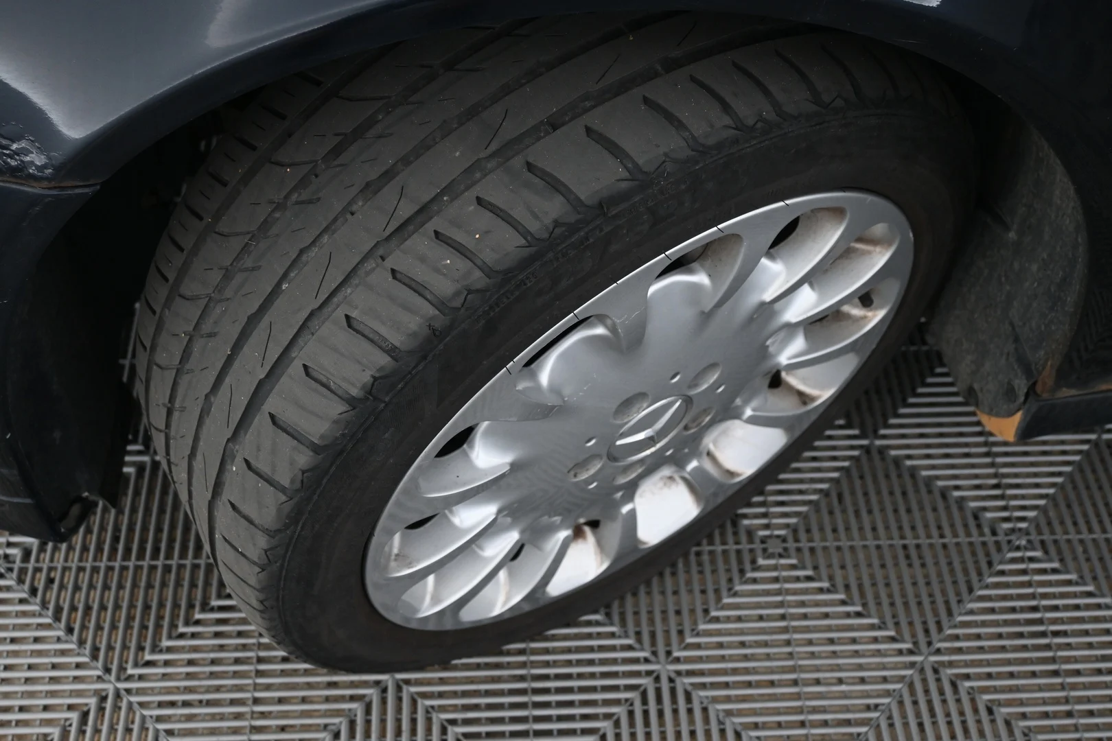 Car Image - 6t9wU8VhHvX8XAzQ8oSyHj